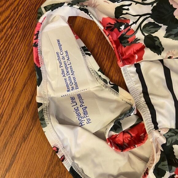 NEW ModCloth The Harper One-Piece Swimsuit Medium - Picture 5 of 7